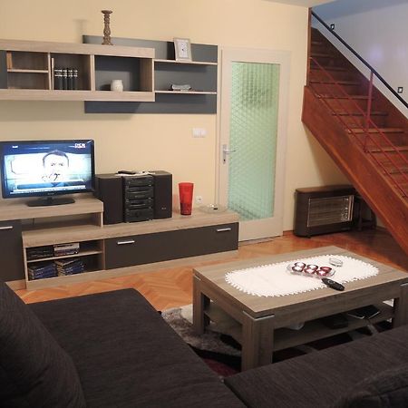 Apartment In Centre For 7 Split Oda fotoğraf