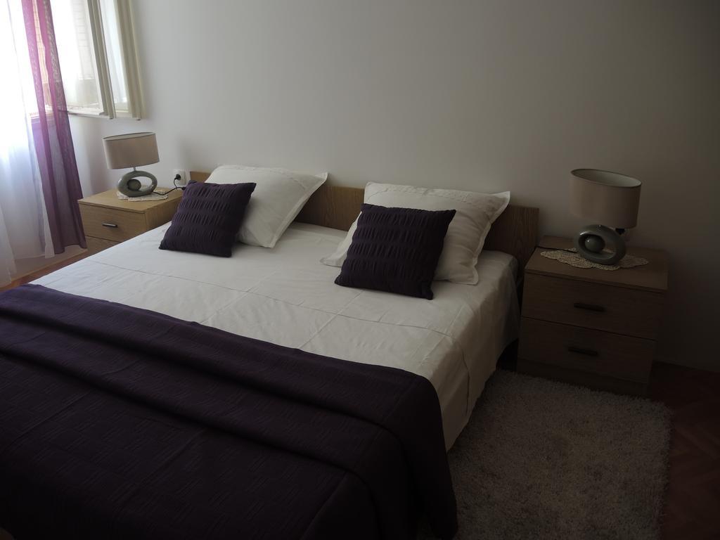Apartment In Centre For 7 Split Oda fotoğraf